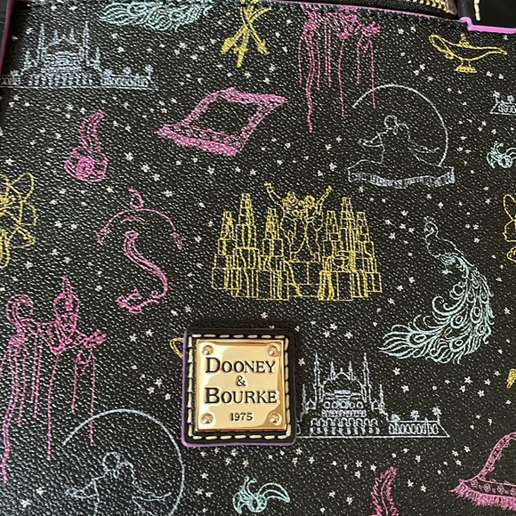 Disney Dooney & Bourke Alladin on Broadway crossbody - Picture 6 of 6
